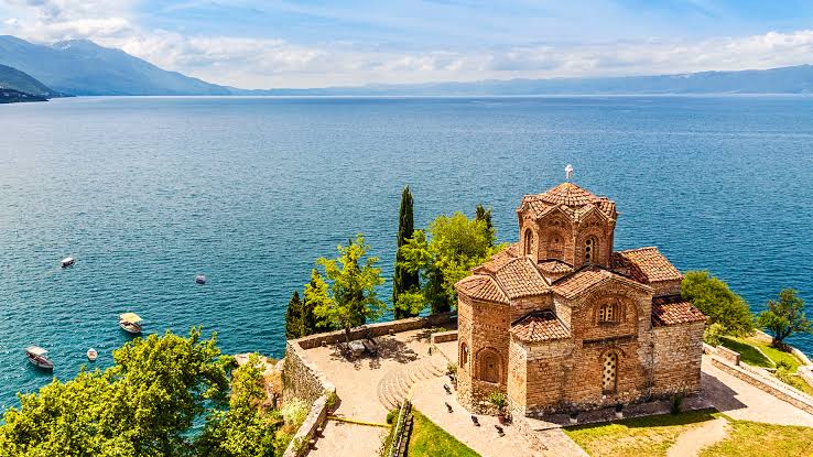 Nga Shkupi në Ohër: 8 gjëra që duhet t'i dini