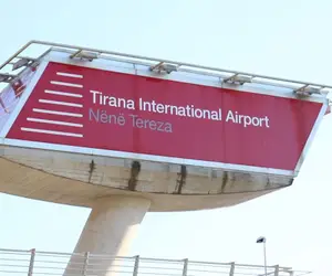 Udhëtimi: Sarandë - Aeroporti i Tiranës