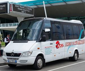 Adis Travel: Udhëtimi i lehtë nga Aeroporti i Tiranës deri te deti